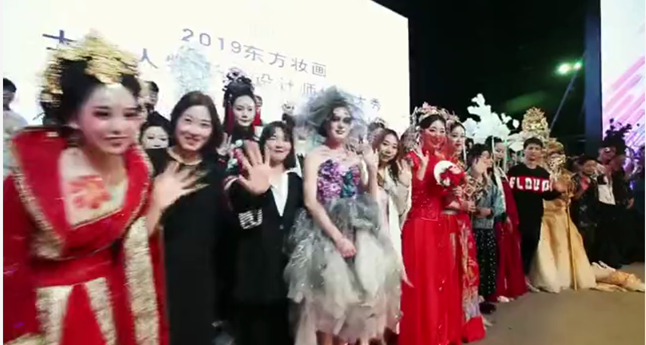 大秀作品